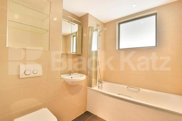 Modern 4 bedroom within a new development close to shoreditch Park Mintern Street, Shoreditch Park